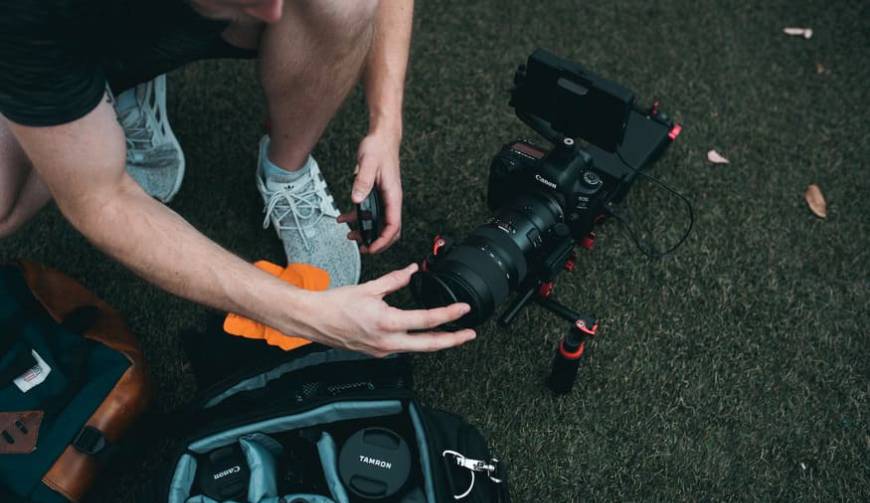 色彩心理学×动态美学，钦州产品视频拍摄公司唤醒感官冲击力