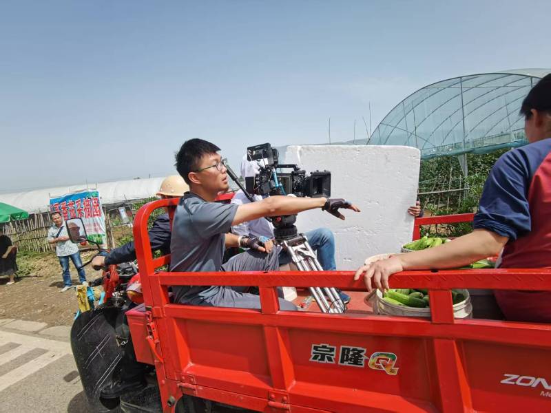 电商爆款背后的推手：钦州产品视频拍摄公司精准捕捉卖点痛点